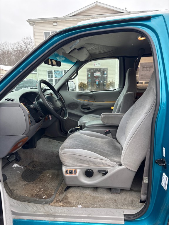 1997 Ford F-150 Image 9