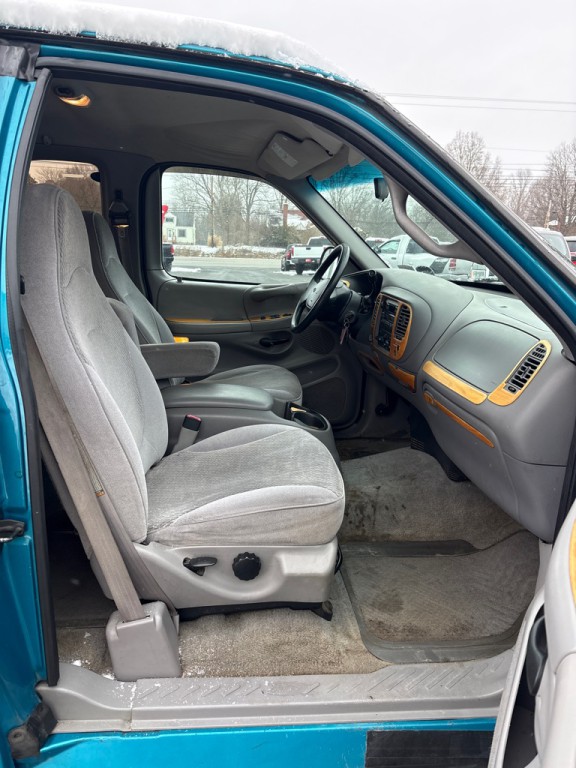 1997 Ford F-150 Image 10