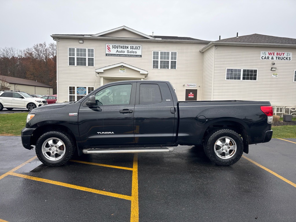 2010 Toyota Tundra Image 1