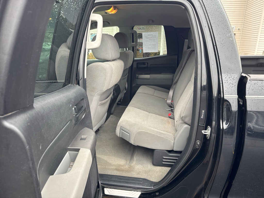 2010 Toyota Tundra Image 12