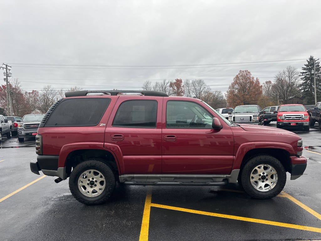2004 Chevrolet Tahoe Image 5
