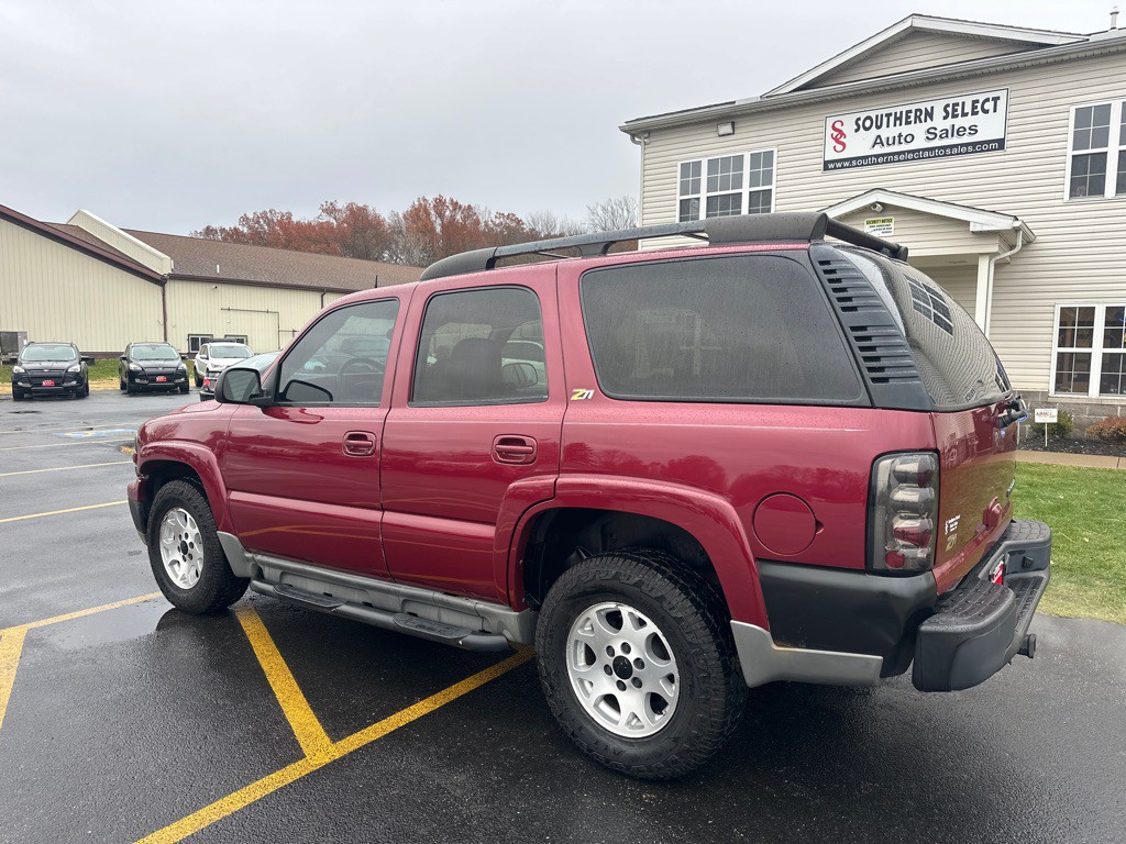 2004 Chevrolet Tahoe Image 8
