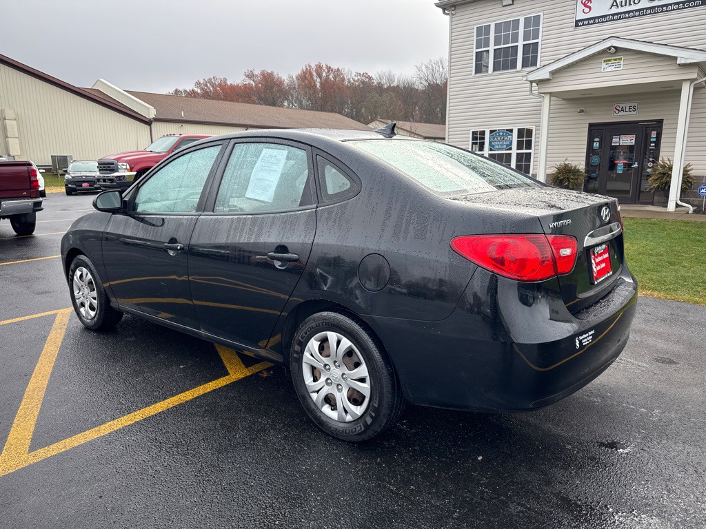 2010 Hyundai Elantra Image 8