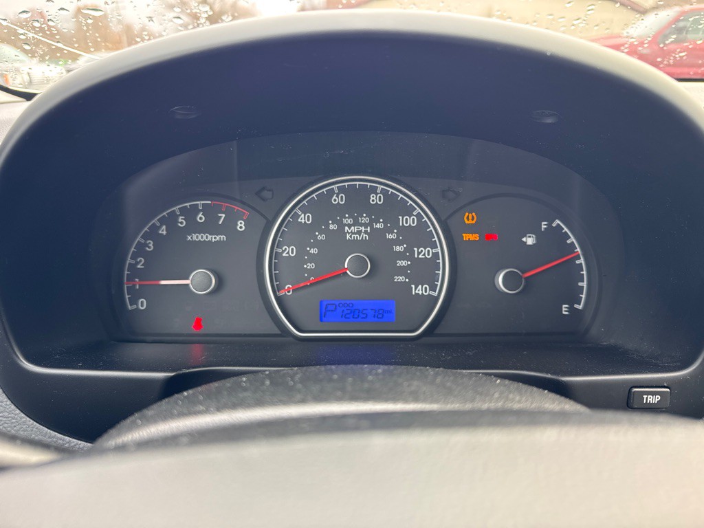 2010 Hyundai Elantra Image 15