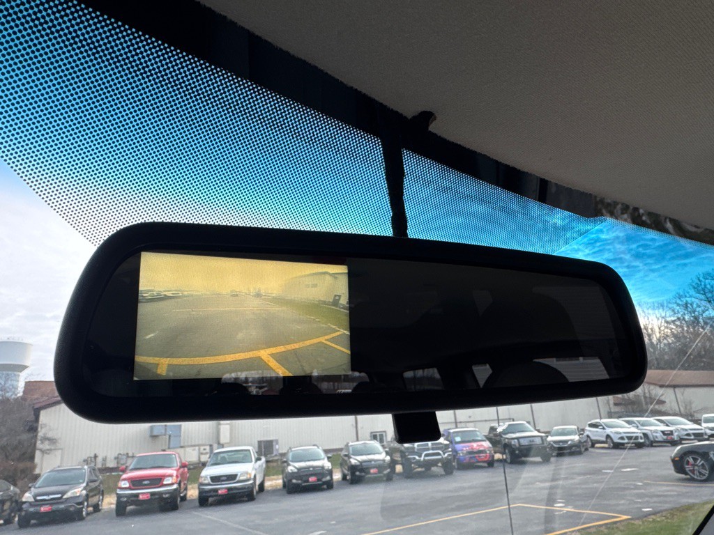 2014 Chevrolet Express Image 19