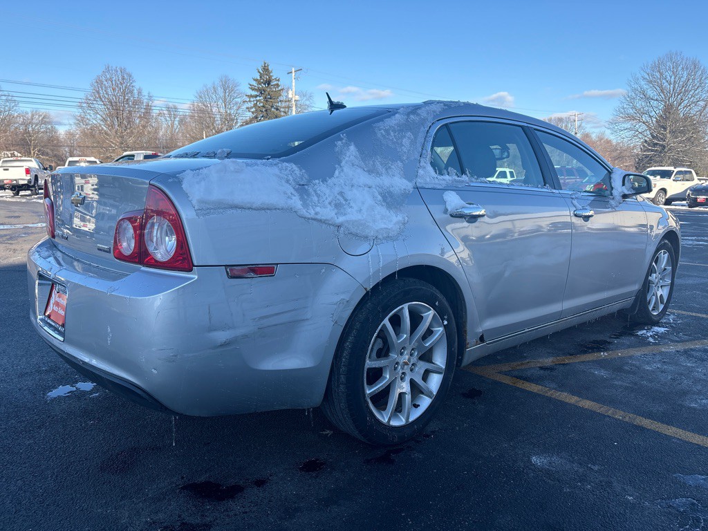2011 Chevrolet Malibu Image 6
