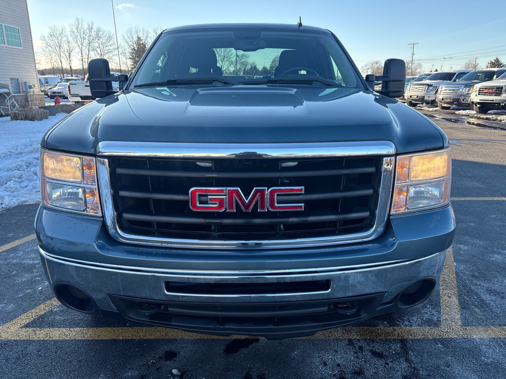 2010 GMC Sierra Image 3