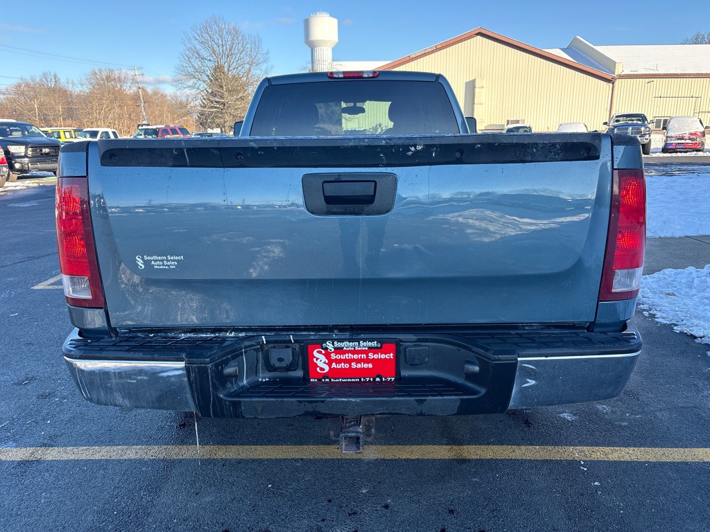 2010 GMC Sierra Image 7