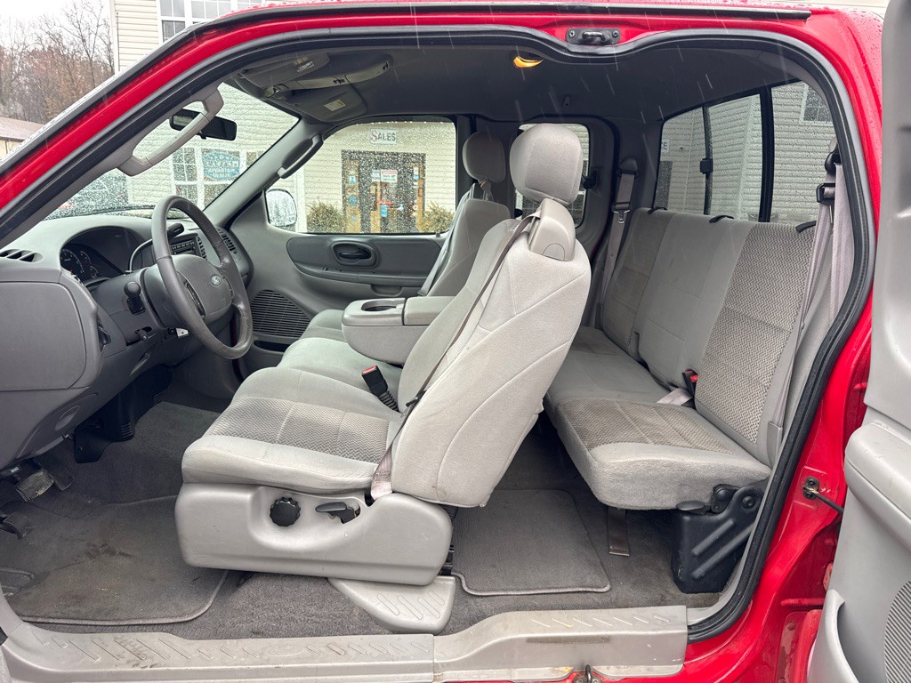 2003 Ford F-150 Image 11