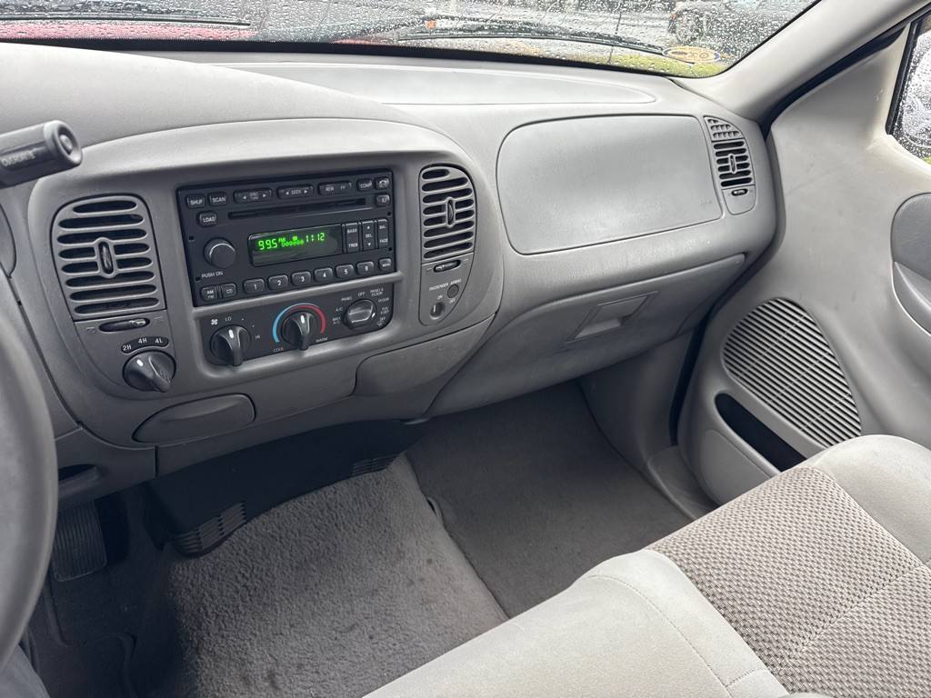 2003 Ford F-150 Image 15