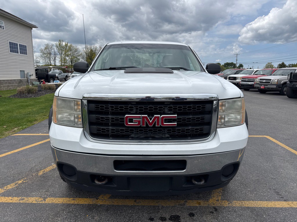 2011 GMC Sierra Image 3