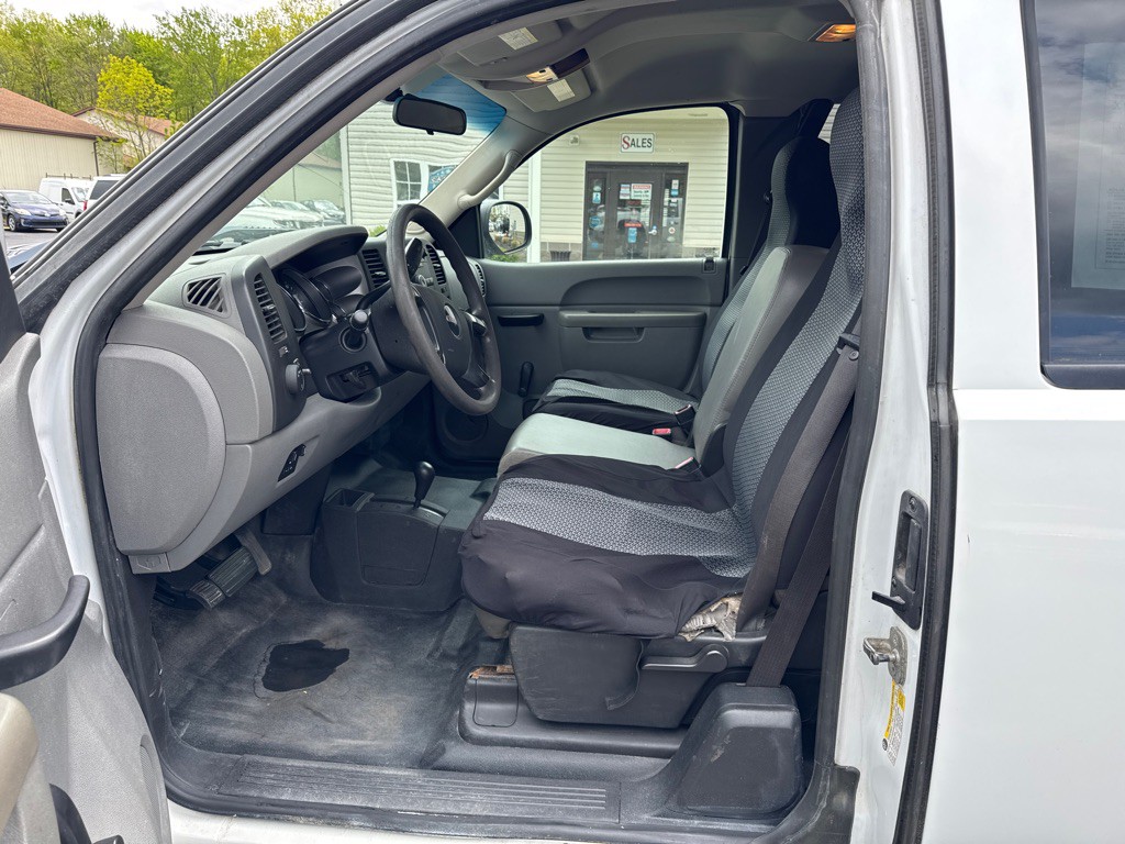 2011 GMC Sierra Image 10