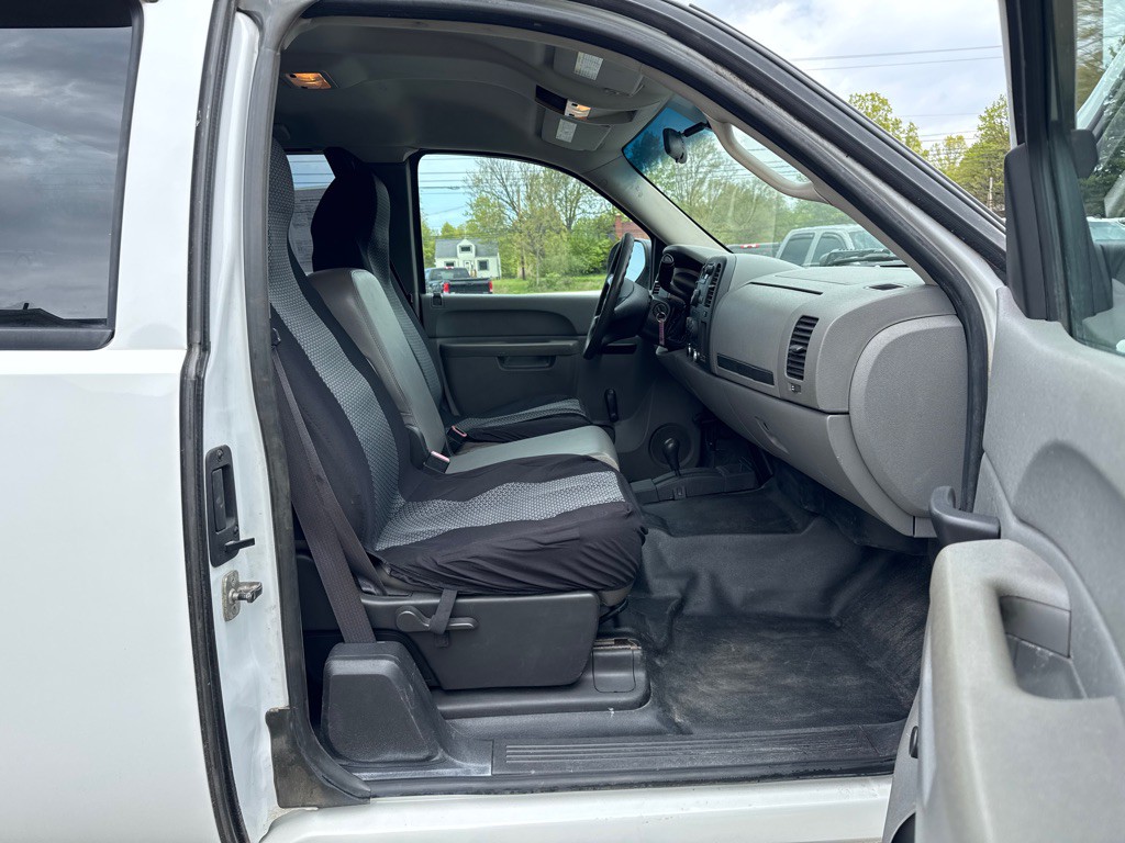 2011 GMC Sierra Image 12