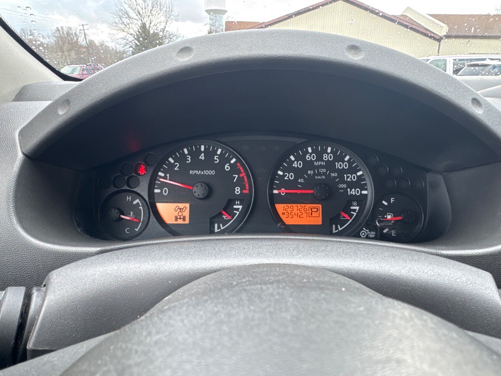 2016 Nissan Frontier Image 18