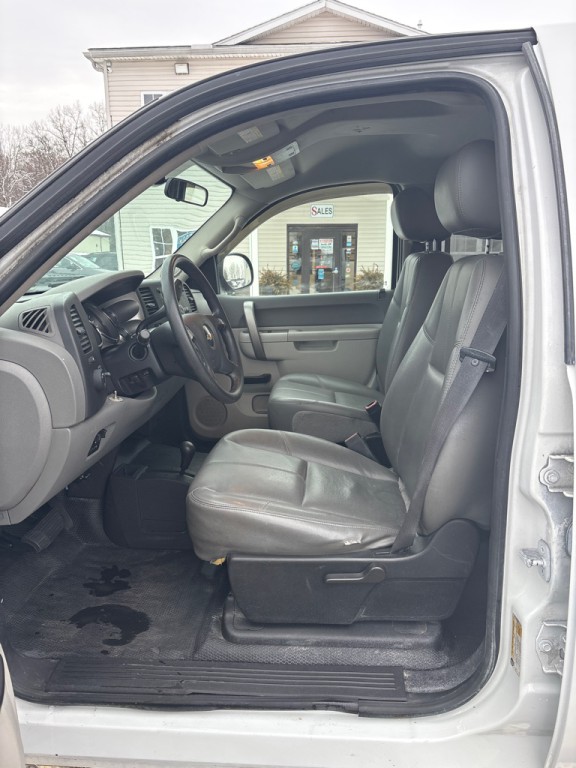 2011 Chevrolet Silverado 1500 Image 9