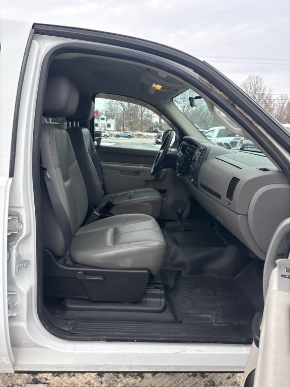 2011 Chevrolet Silverado 1500 Image 11