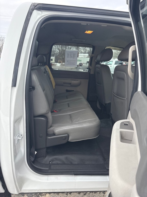 2011 Chevrolet Silverado 1500 Image 12