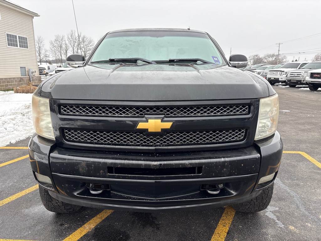 2011 Chevrolet Silverado 1500 Image 3