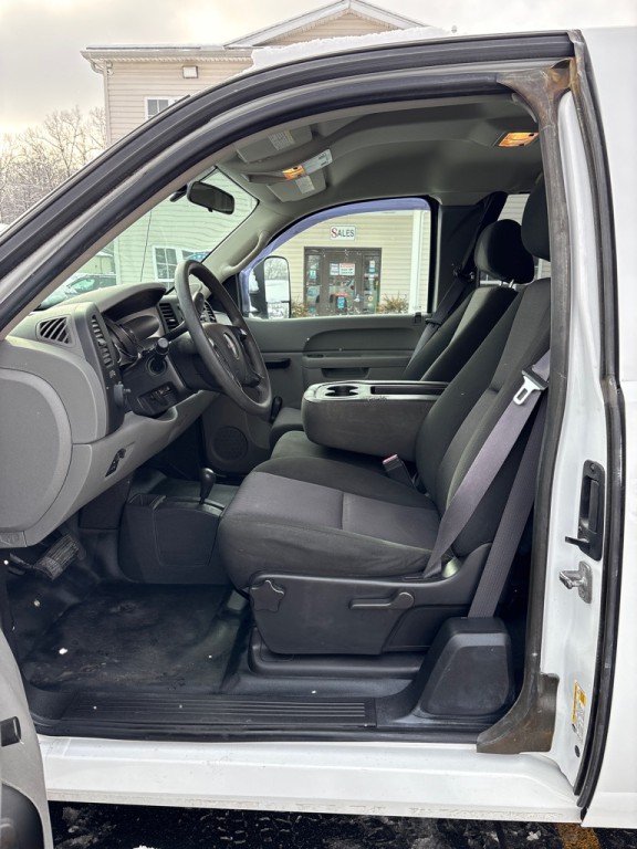 2011 GMC Sierra Image 9