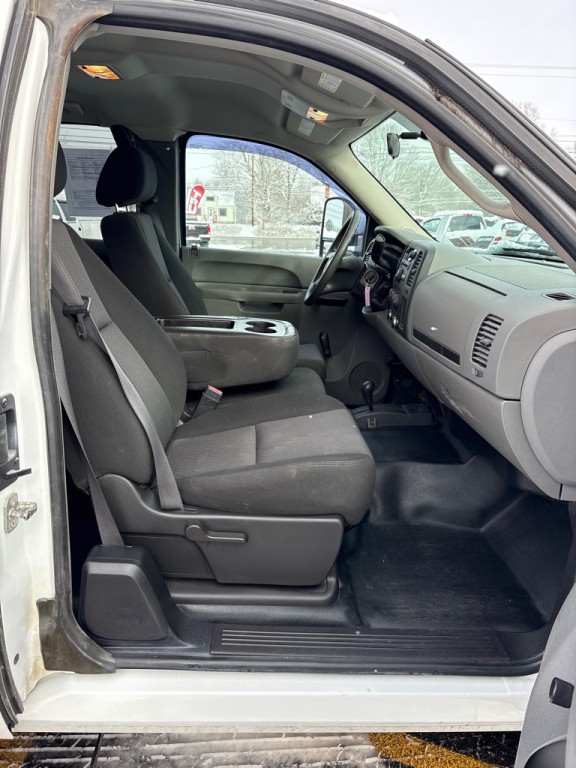 2011 GMC Sierra Image 11