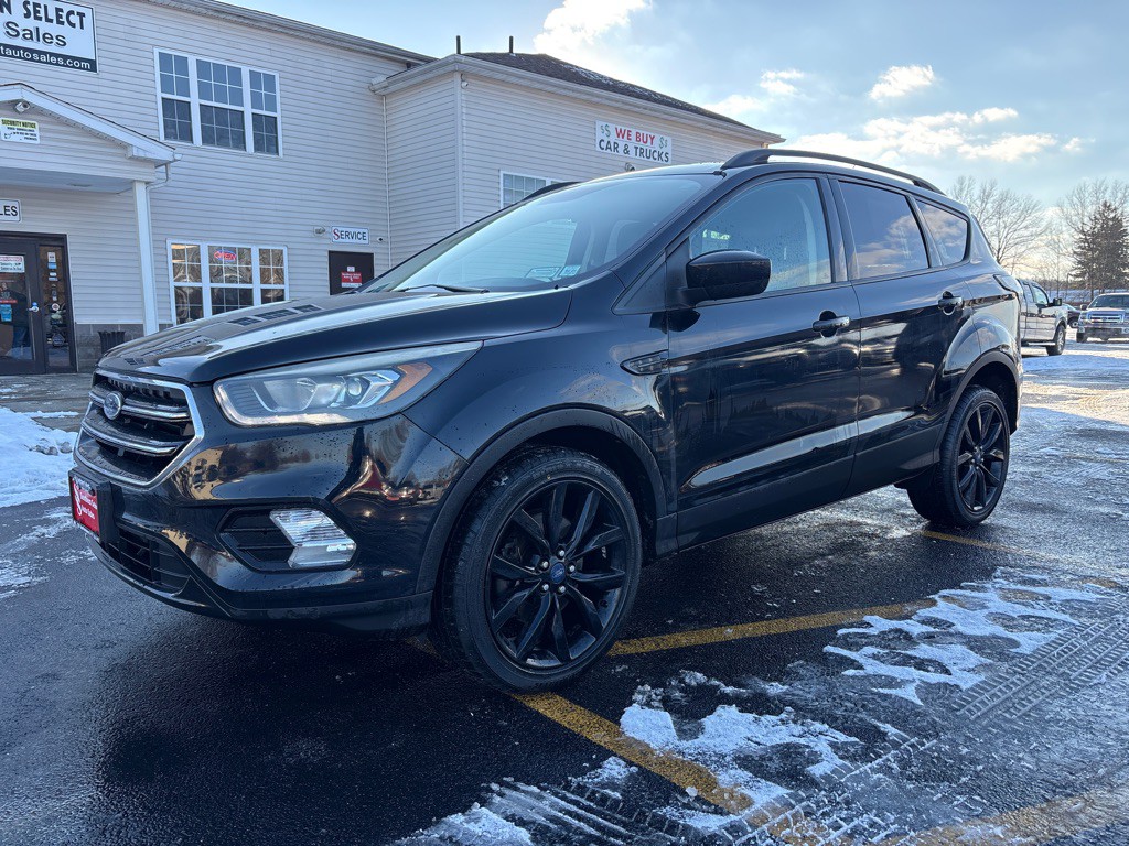 2017 Ford Escape Image 2