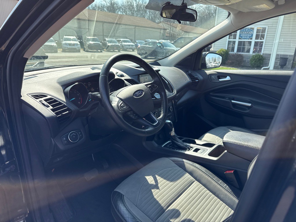 2017 Ford Escape Image 16