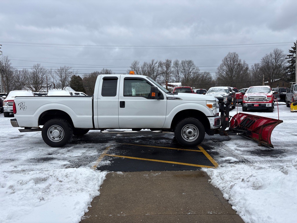2011 Ford F-250 Image 5