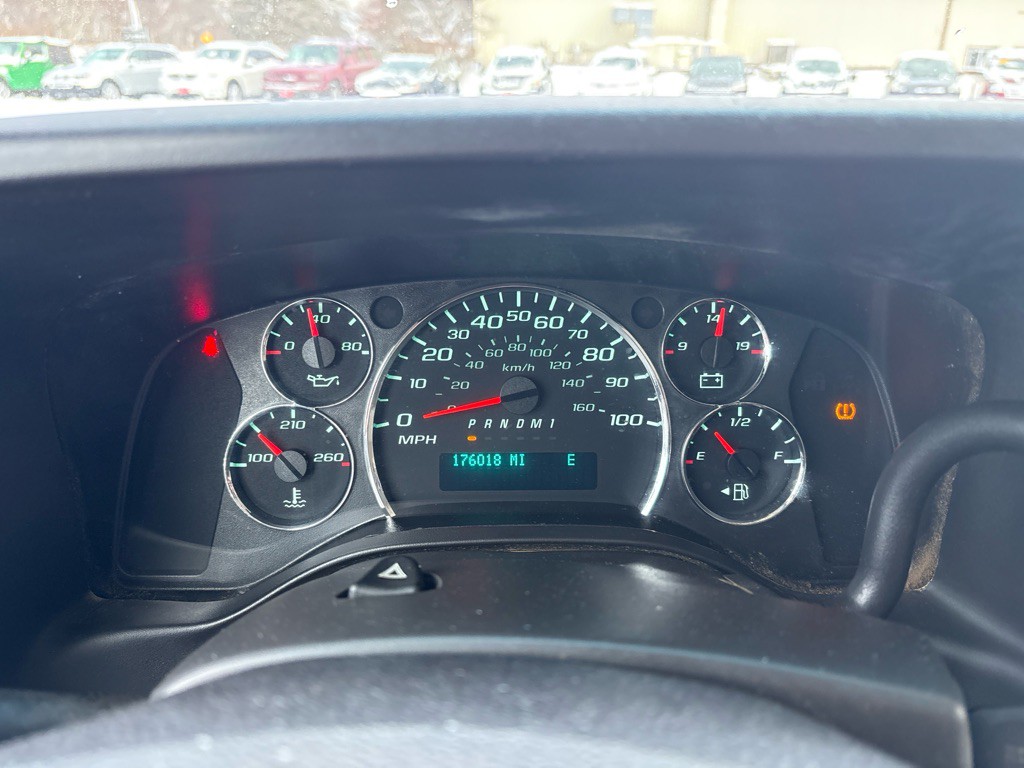 2016 Chevrolet Express Image 14