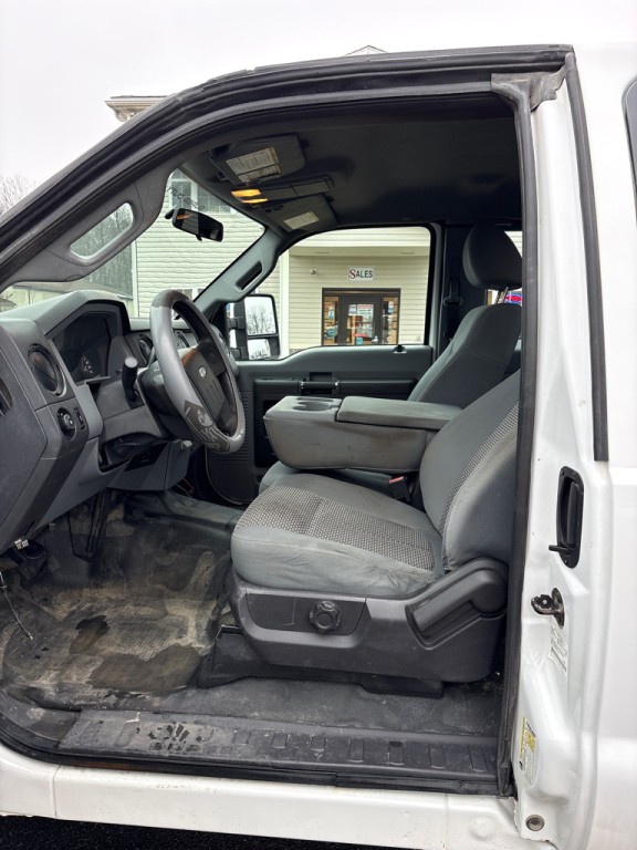 2015 Ford F-250 Image 9