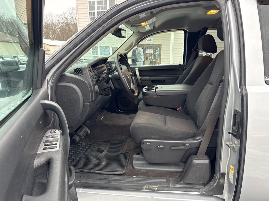 2013 Chevrolet Silverado 1500 Image 12