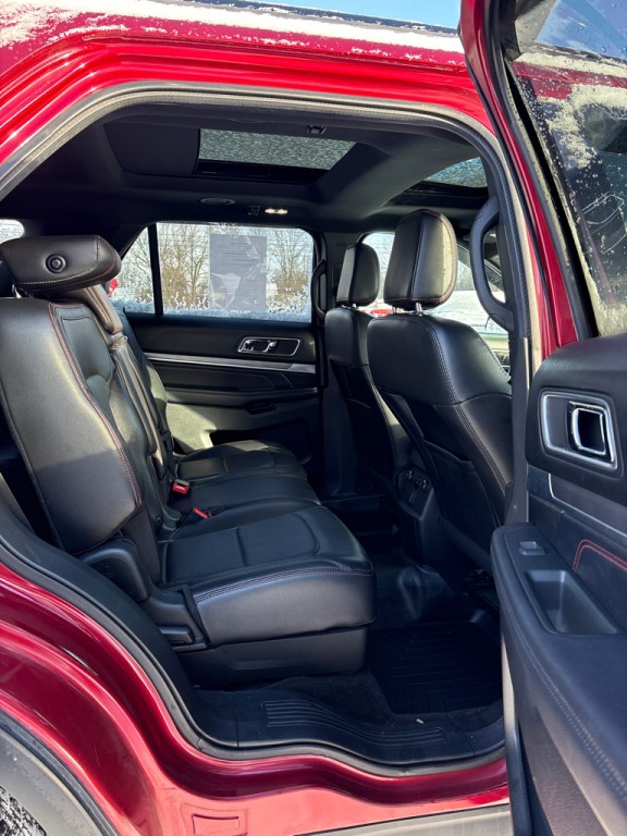 2018 Ford Explorer Image 12