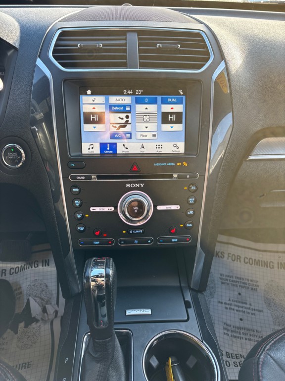 2018 Ford Explorer Image 16