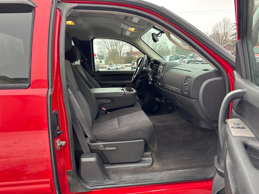 2010 Chevrolet Silverado 1500 Image 13