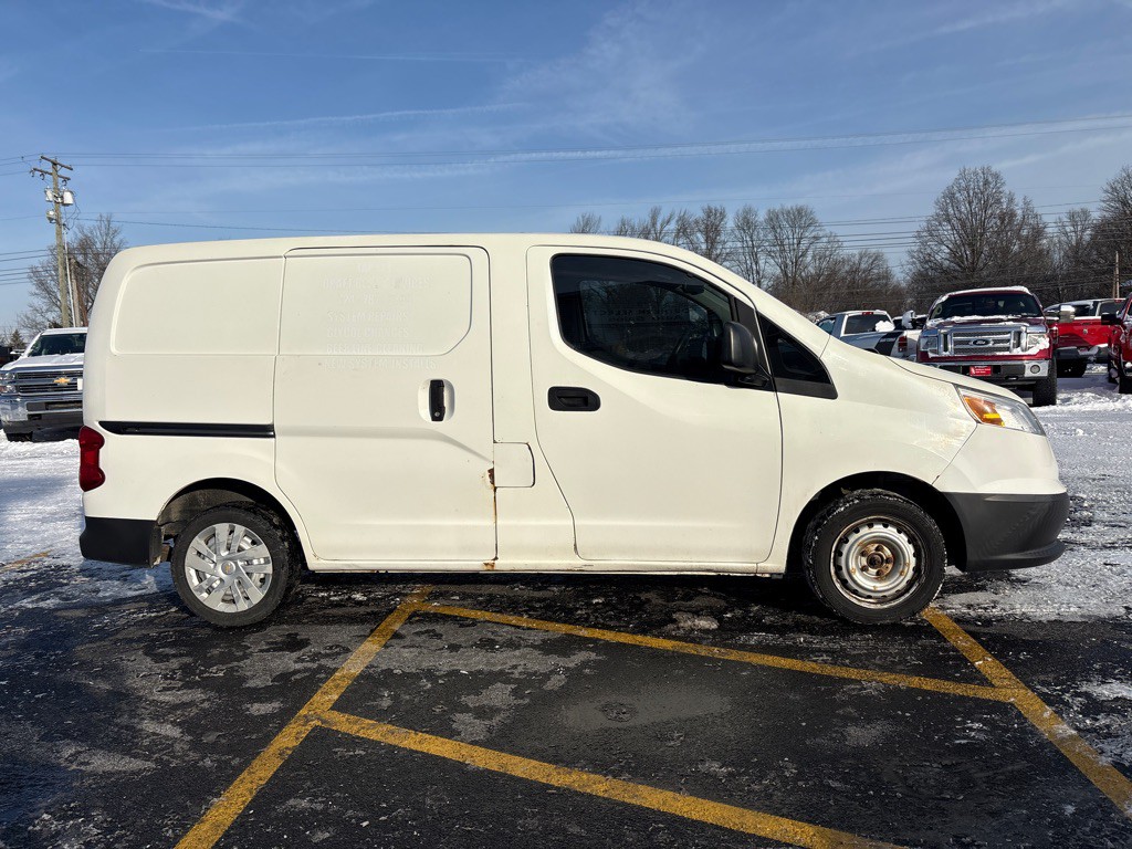 2016 Chevrolet Express Image 5