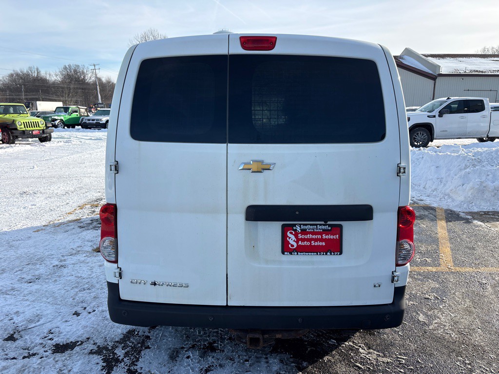 2016 Chevrolet Express Image 7