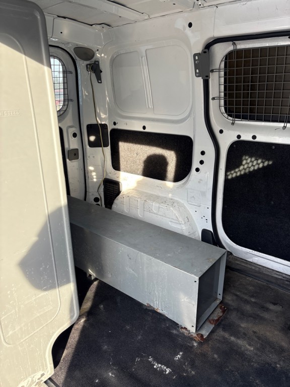 2016 Chevrolet Express Image 14