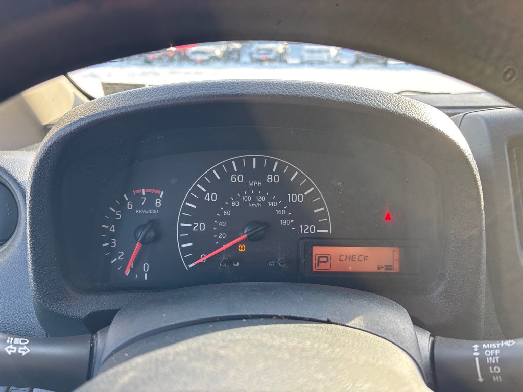 2016 Chevrolet Express Image 17