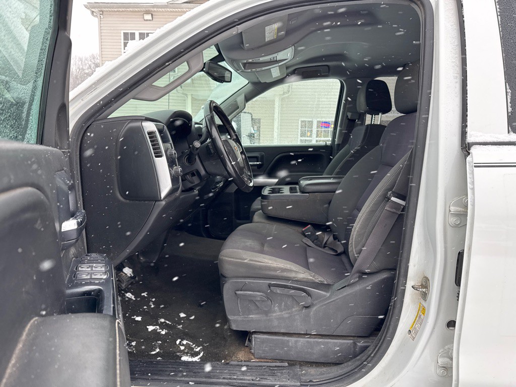 2015 Chevrolet Silverado 1500 Image 11