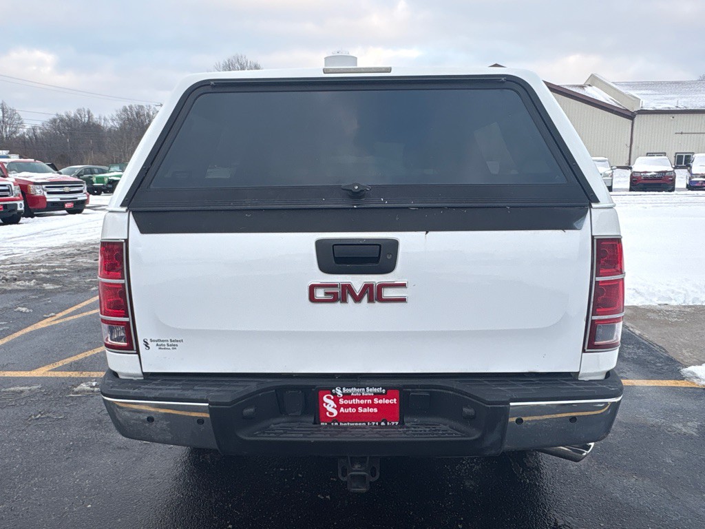 2011 GMC Sierra Image 7