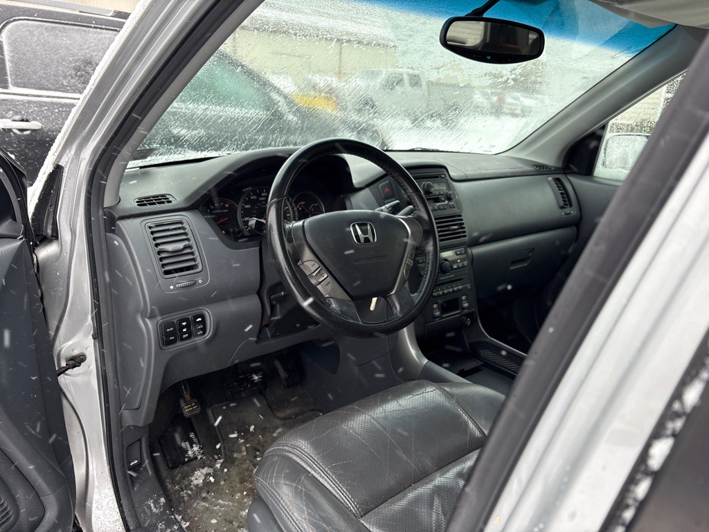 2005 Honda Pilot Image 13