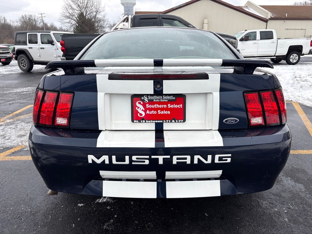 2002 Ford Mustang Image 7
