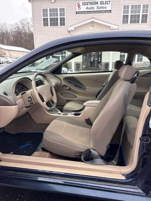 2002 Ford Mustang Image 9