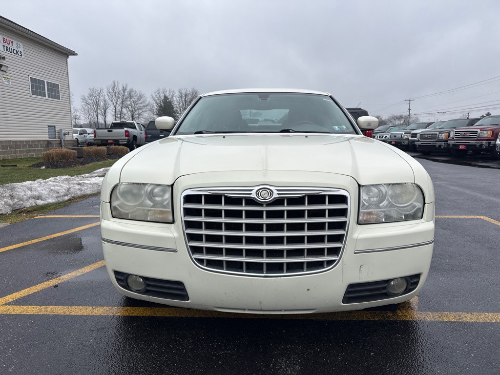 2007 Chrysler 300 Image 3