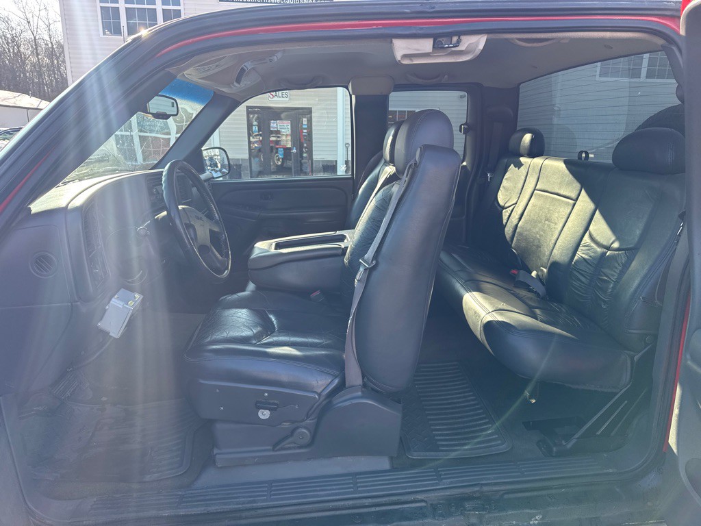 2003 GMC Sierra Image 10