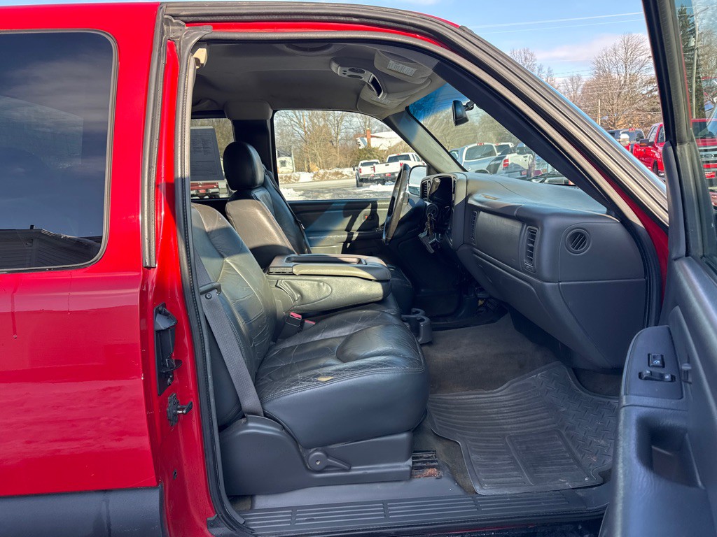 2003 GMC Sierra Image 11