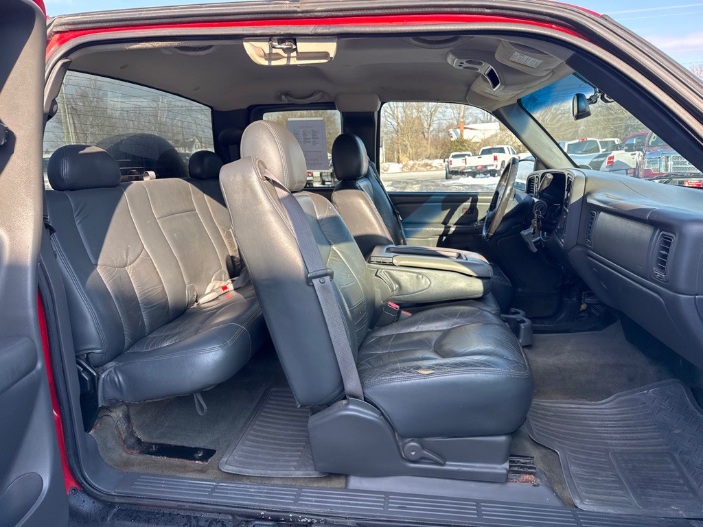 2003 GMC Sierra Image 12