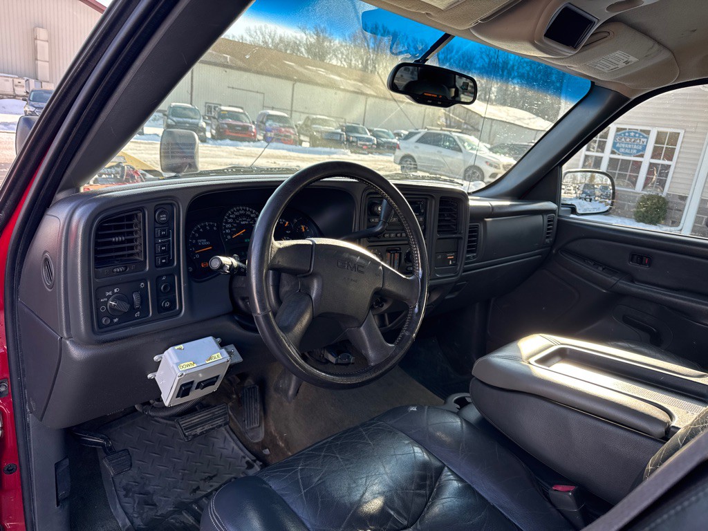 2003 GMC Sierra Image 13