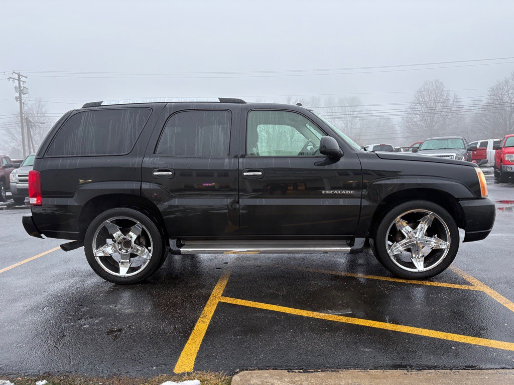 2005 Cadillac Escalade Image 5