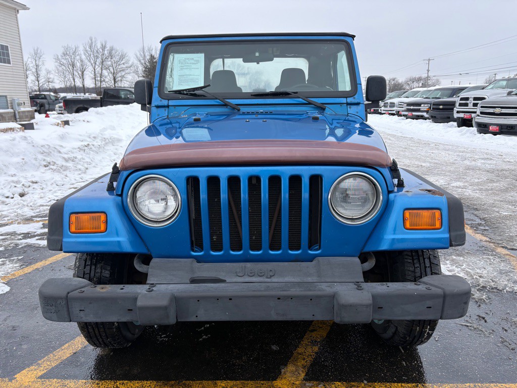 2003 Jeep Wrangler Image 3
