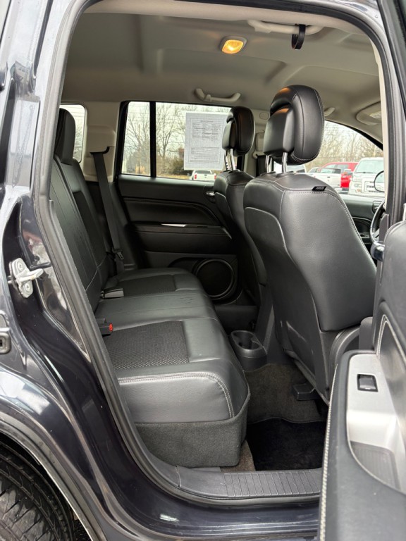 2014 Jeep Compass Image 12
